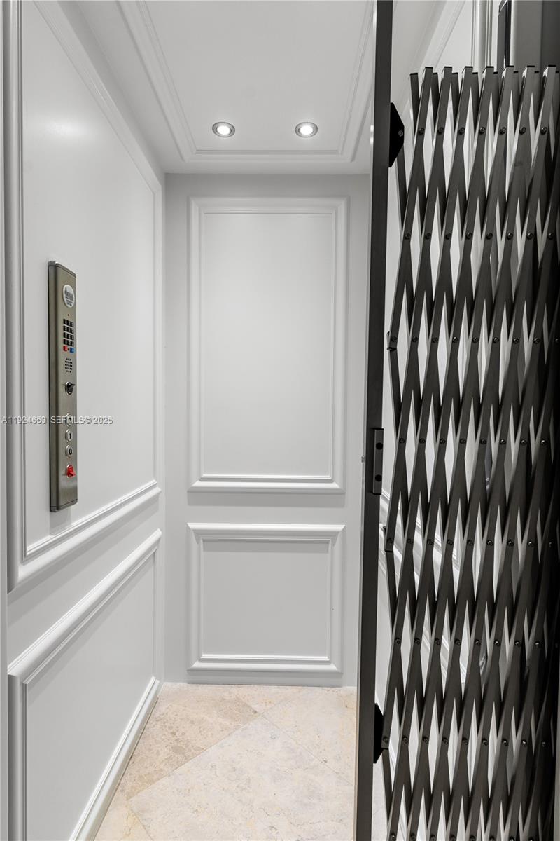 HELMS COUNTRY ESTATES ADD - Residential