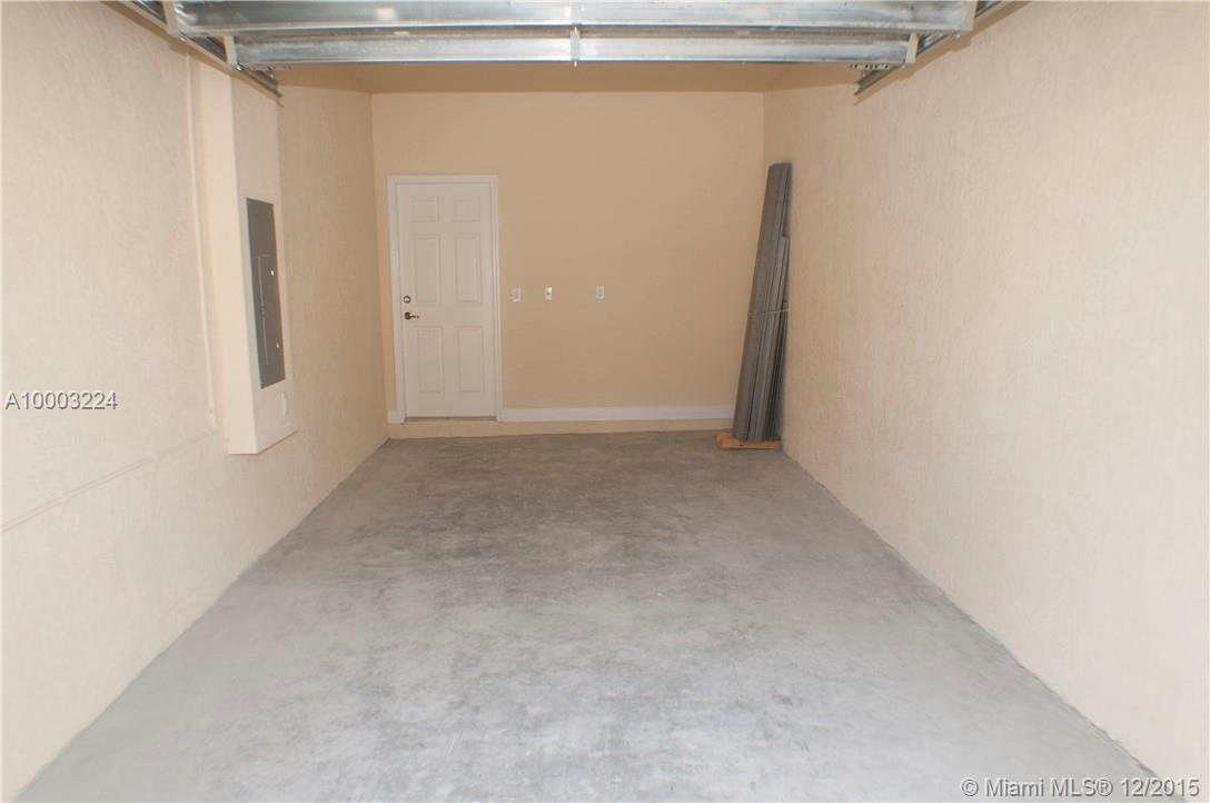 Kendall Square - Residential Lease