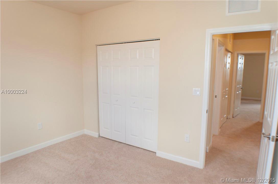 Kendall Square - Residential Lease