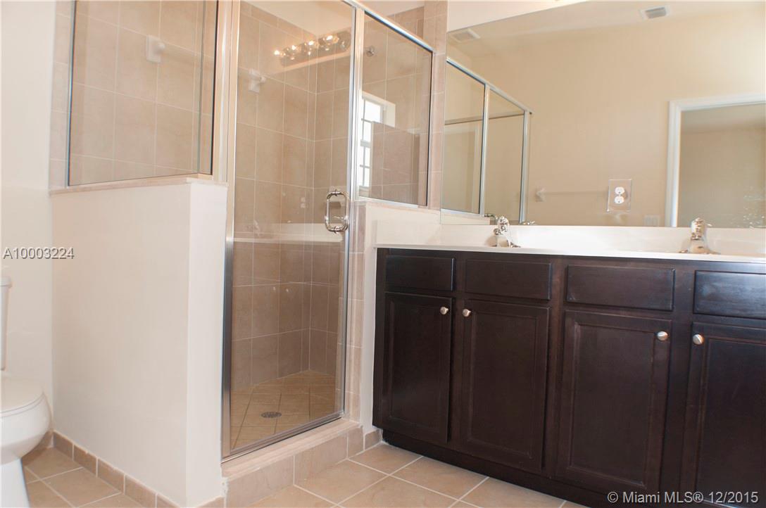 Kendall Square - Residential Lease