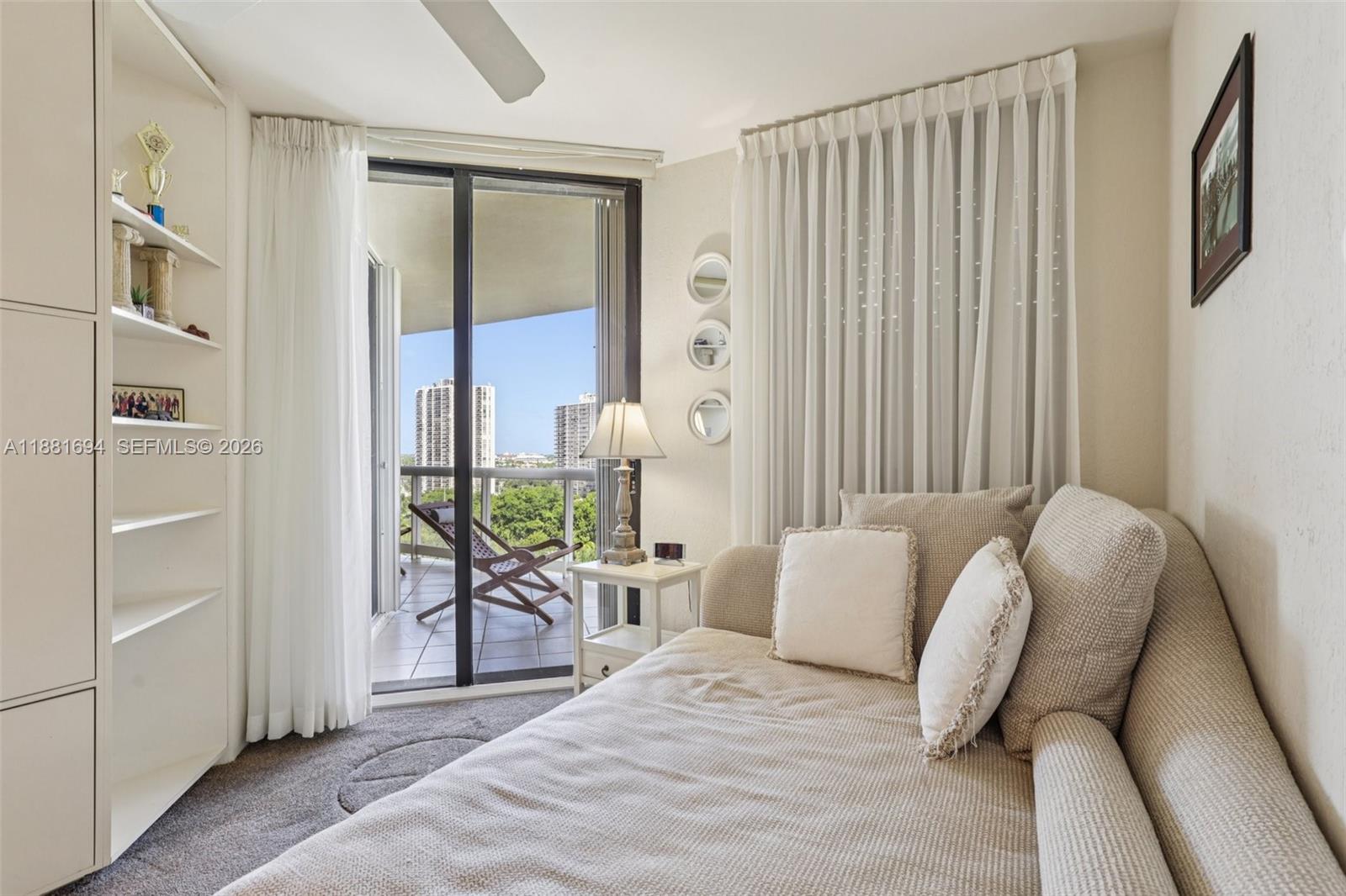 TERRACES NORTH TURNBERRY - Residential