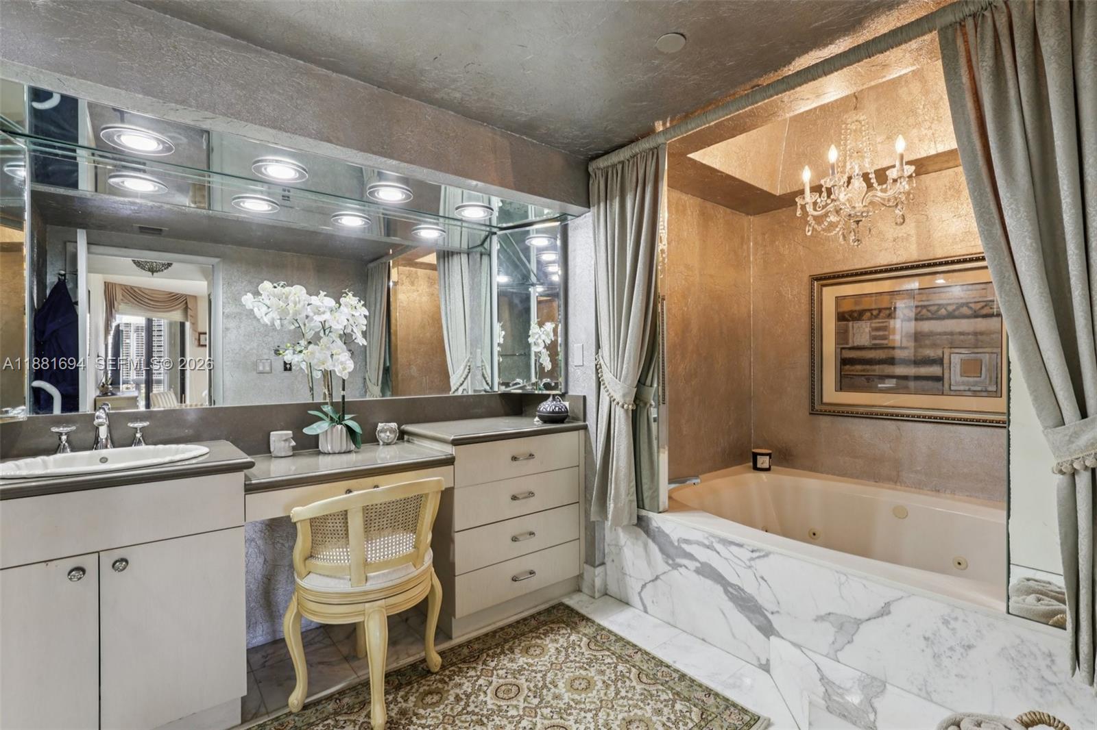 TERRACES NORTH TURNBERRY - Residential