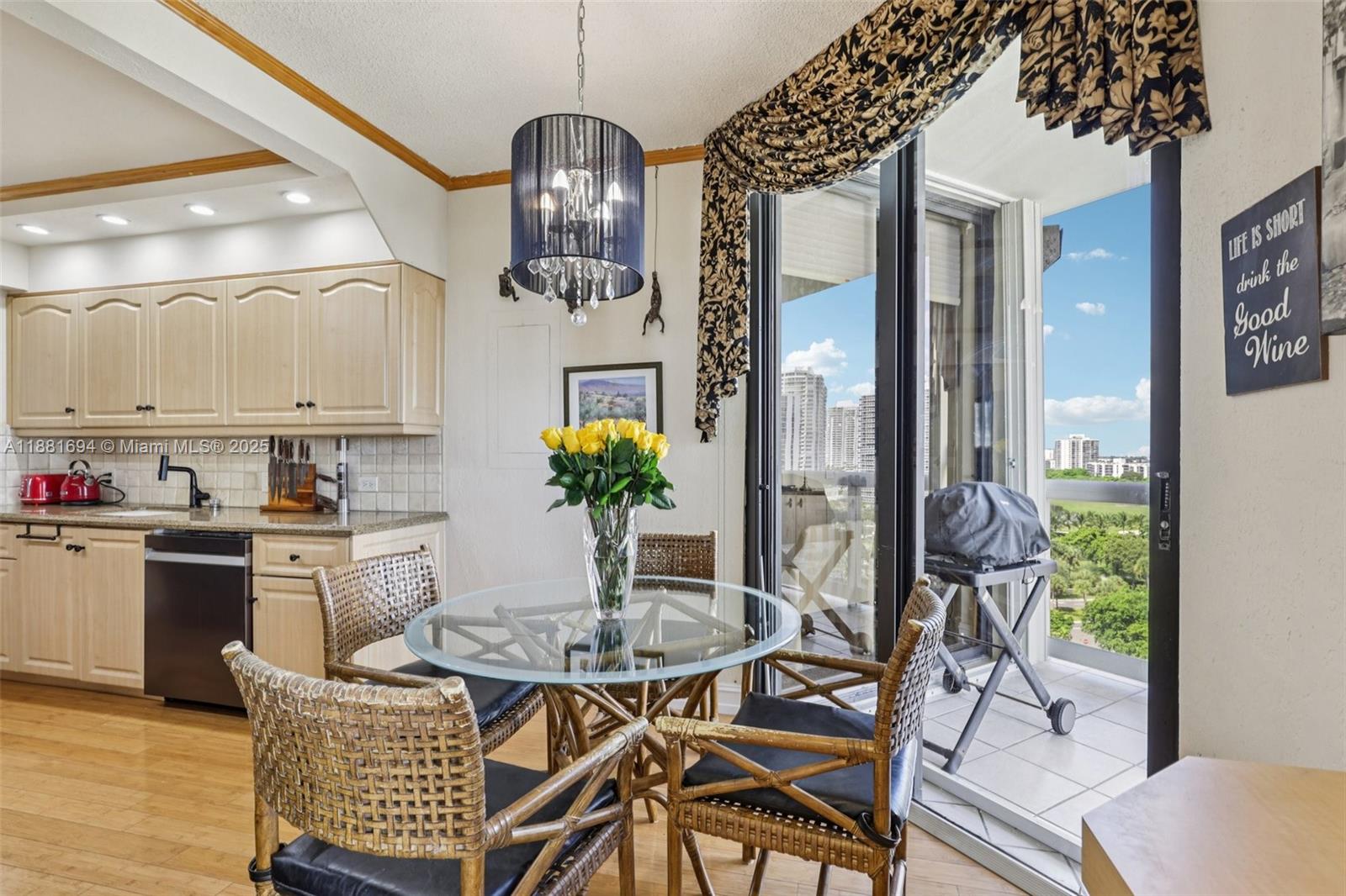 TERRACES NORTH TURNBERRY - Residential