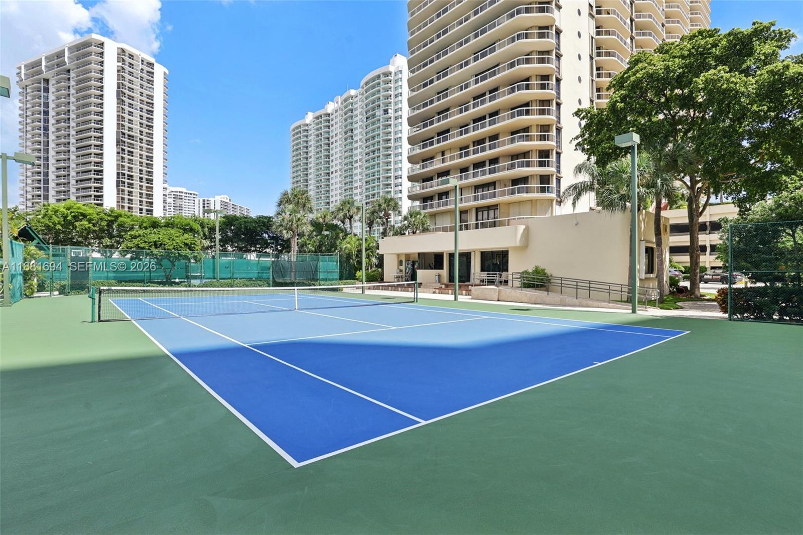 TERRACES NORTH TURNBERRY - Residential