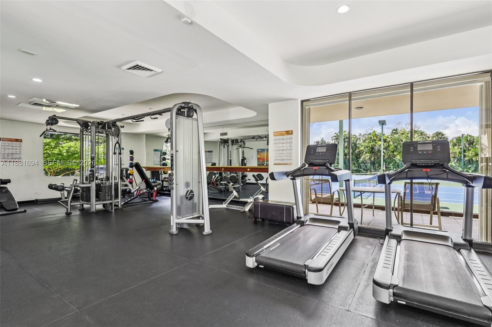 TERRACES NORTH TURNBERRY - Residential