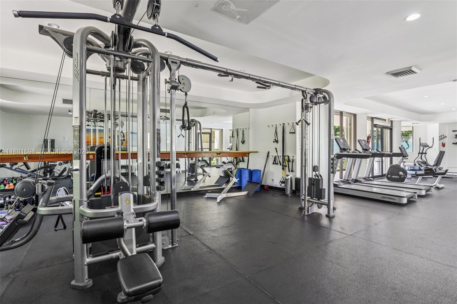 TERRACES NORTH TURNBERRY - Residential