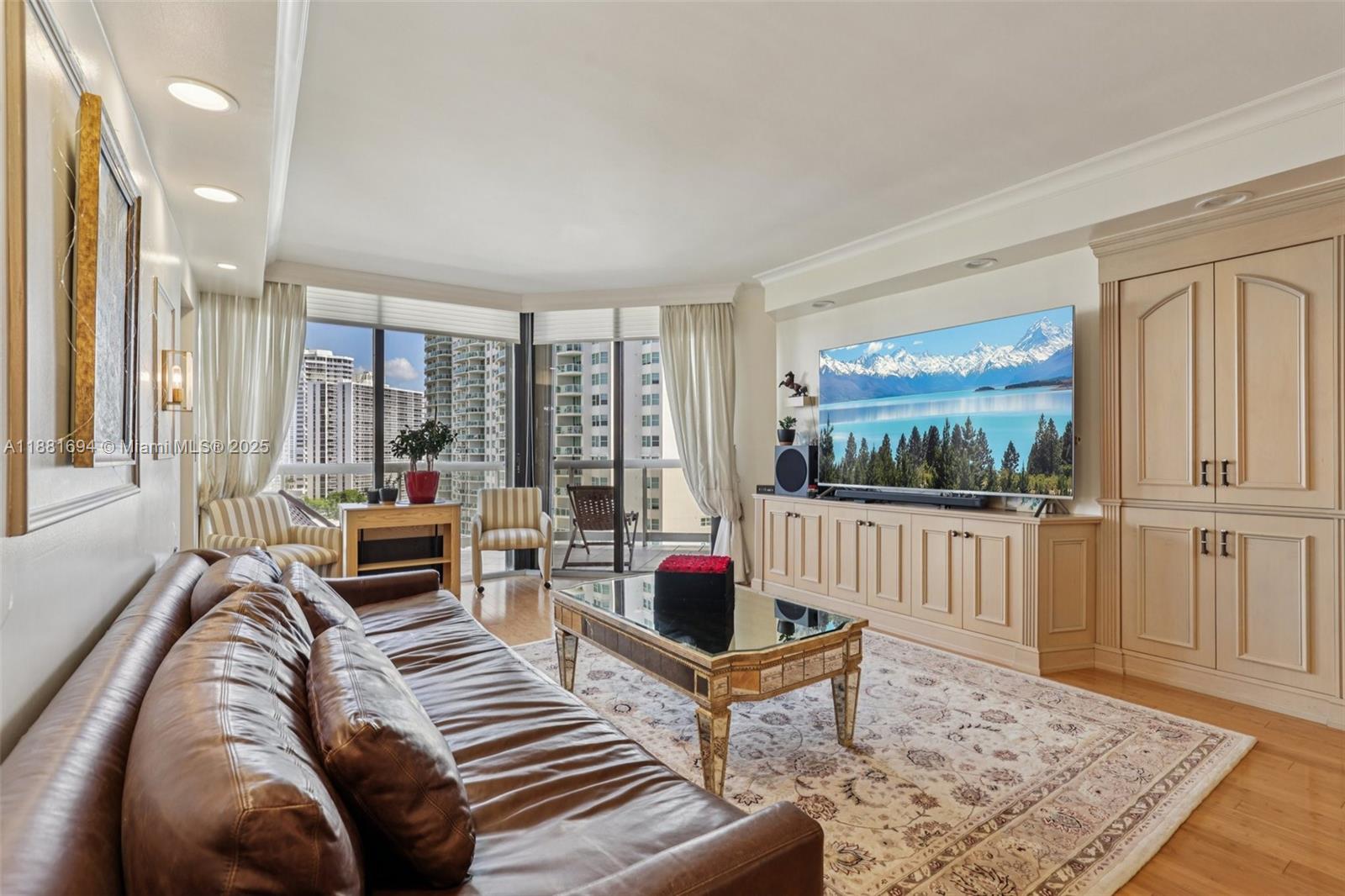 TERRACES NORTH TURNBERRY - Residential