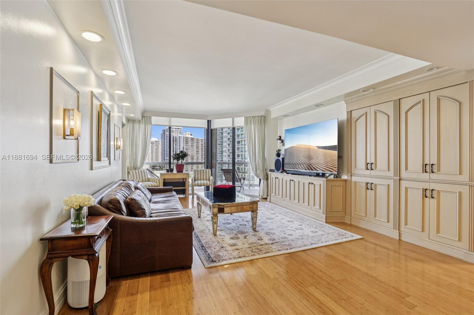 TERRACES NORTH TURNBERRY - Residential