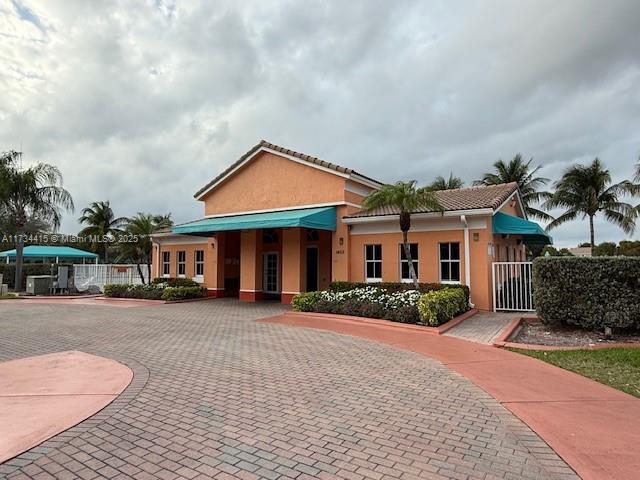 SHOMA TOWNHOMES AT KEYSCO - Residential