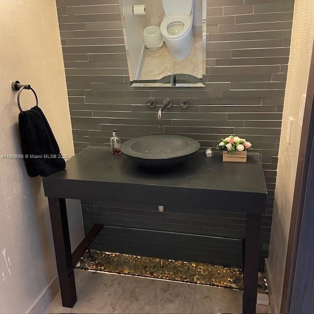 HAMPTONS SOUTH CONDO - Residential Lease