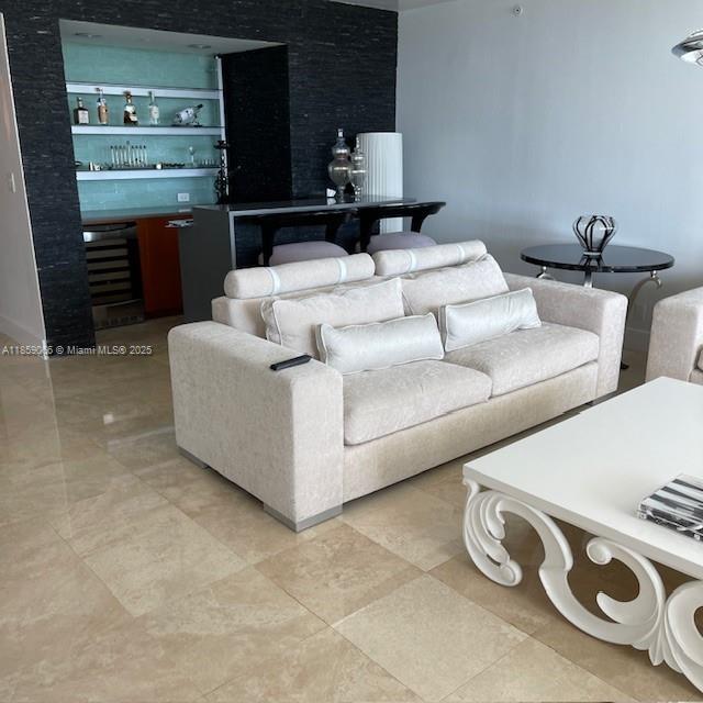HAMPTONS SOUTH CONDO - Residential Lease