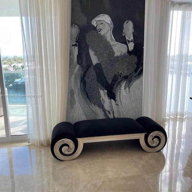 HAMPTONS SOUTH CONDO - Residential Lease