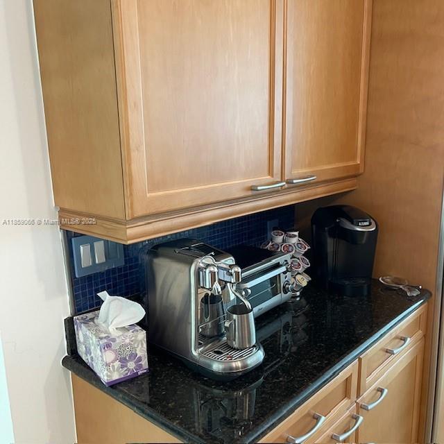 HAMPTONS SOUTH CONDO - Residential Lease