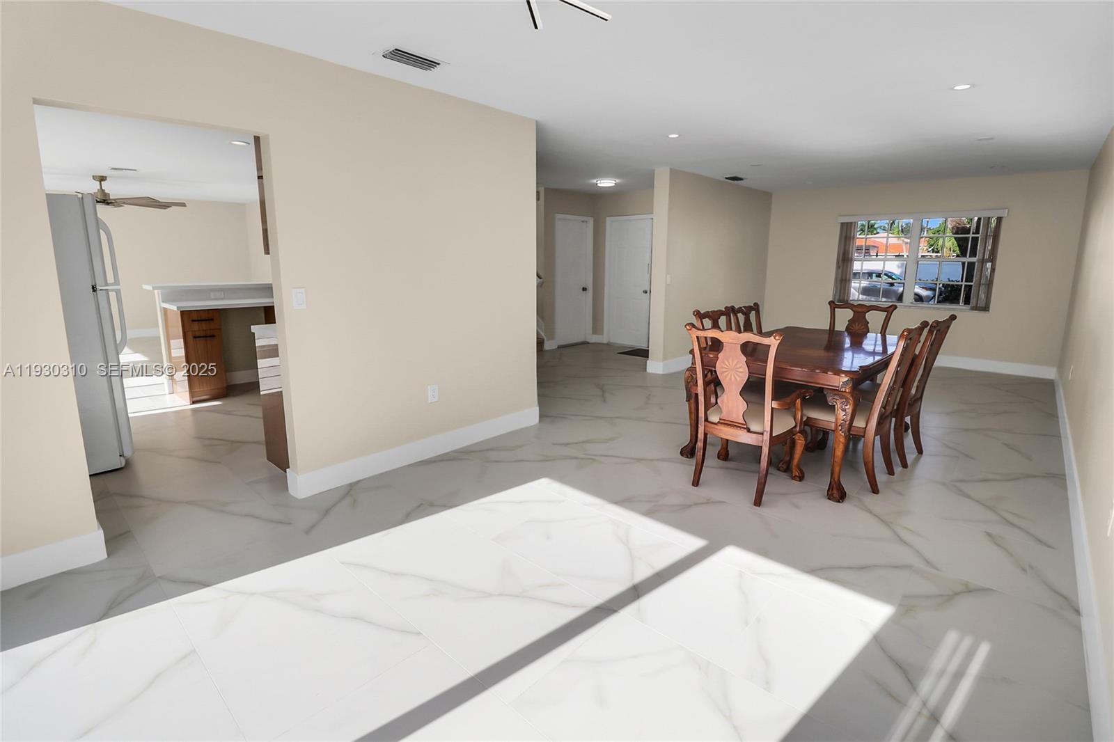 SAWGRASS PLANTATION - Residential