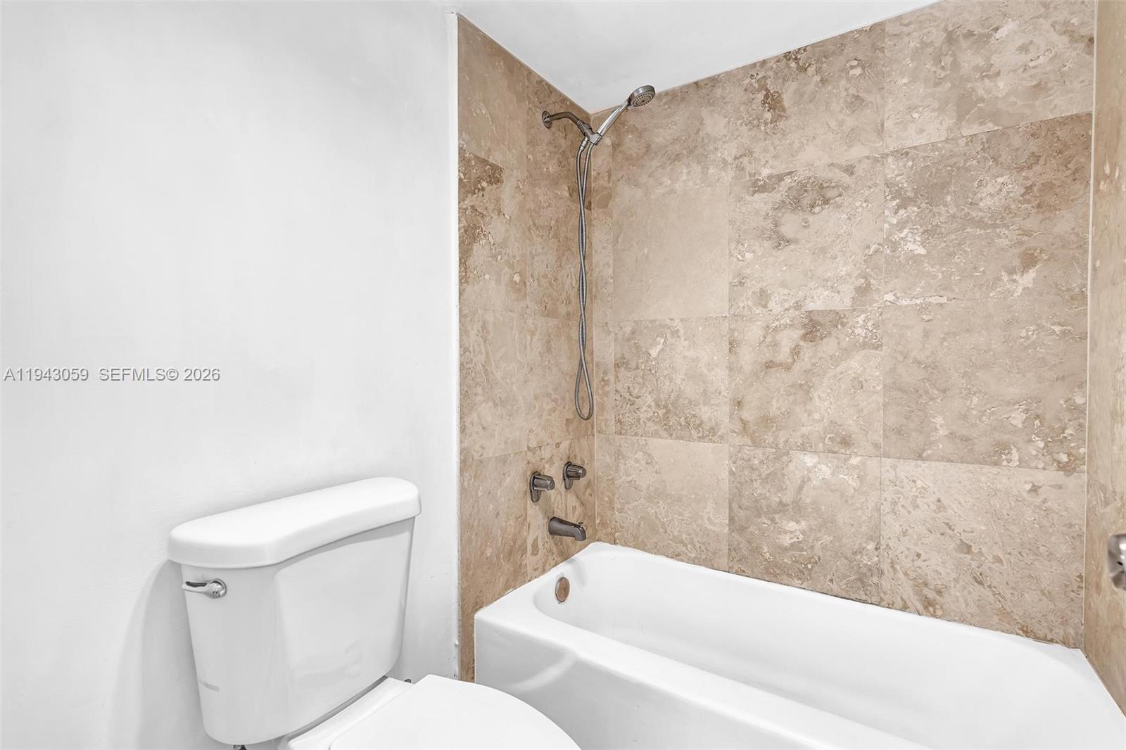 ARLEN HOUSE WEST CONDO - Residential