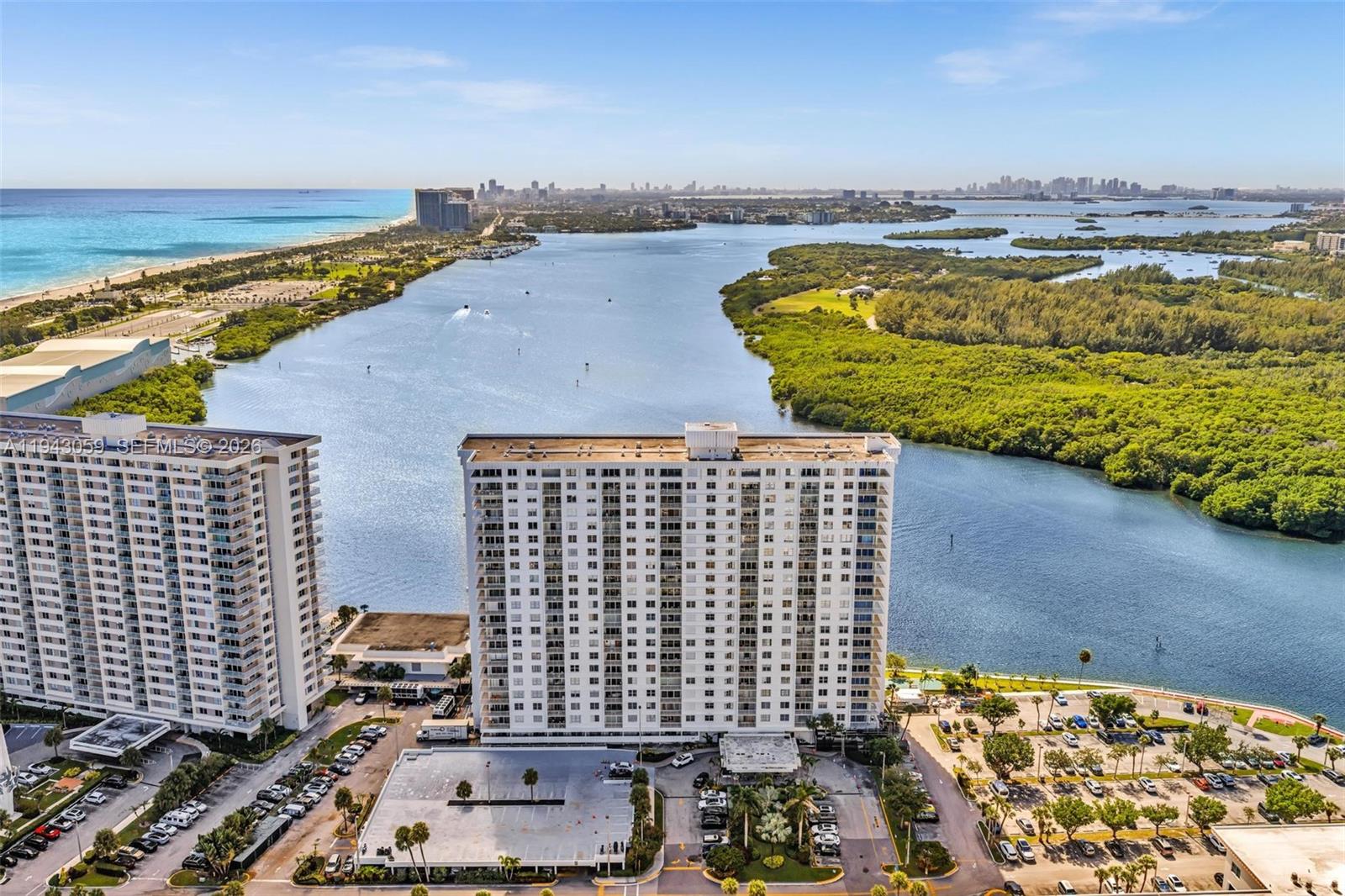 ARLEN HOUSE WEST CONDO - Residential