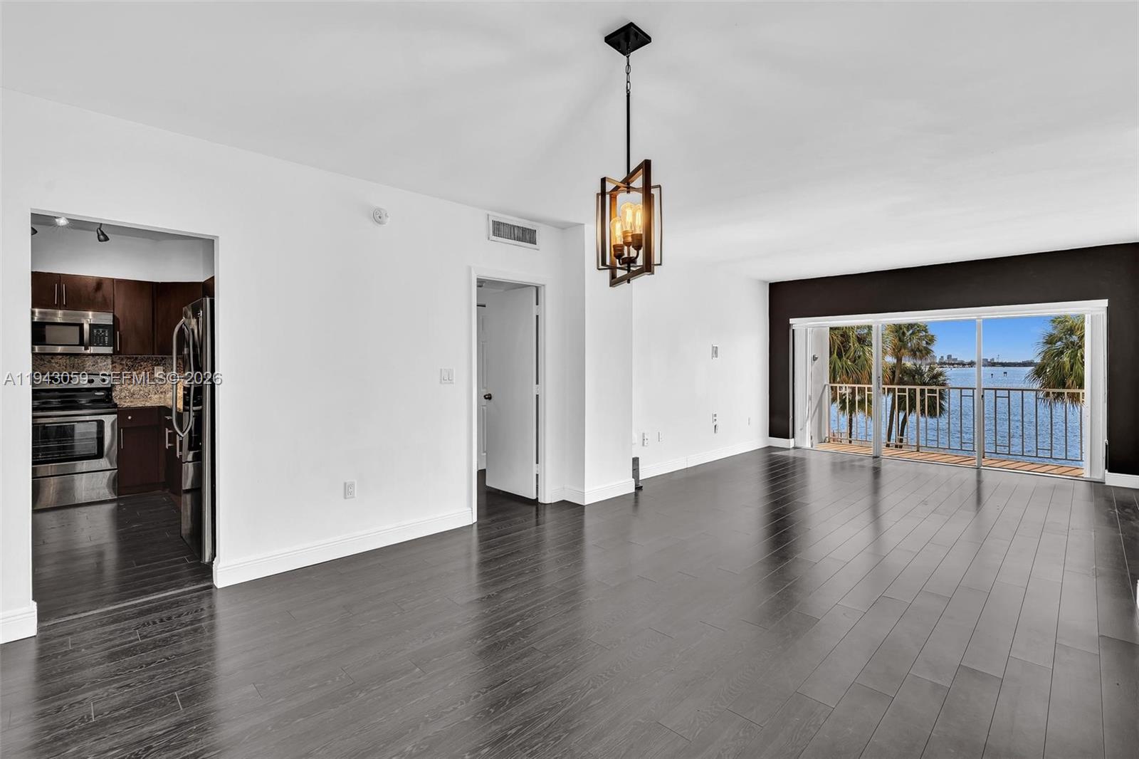 ARLEN HOUSE WEST CONDO - Residential