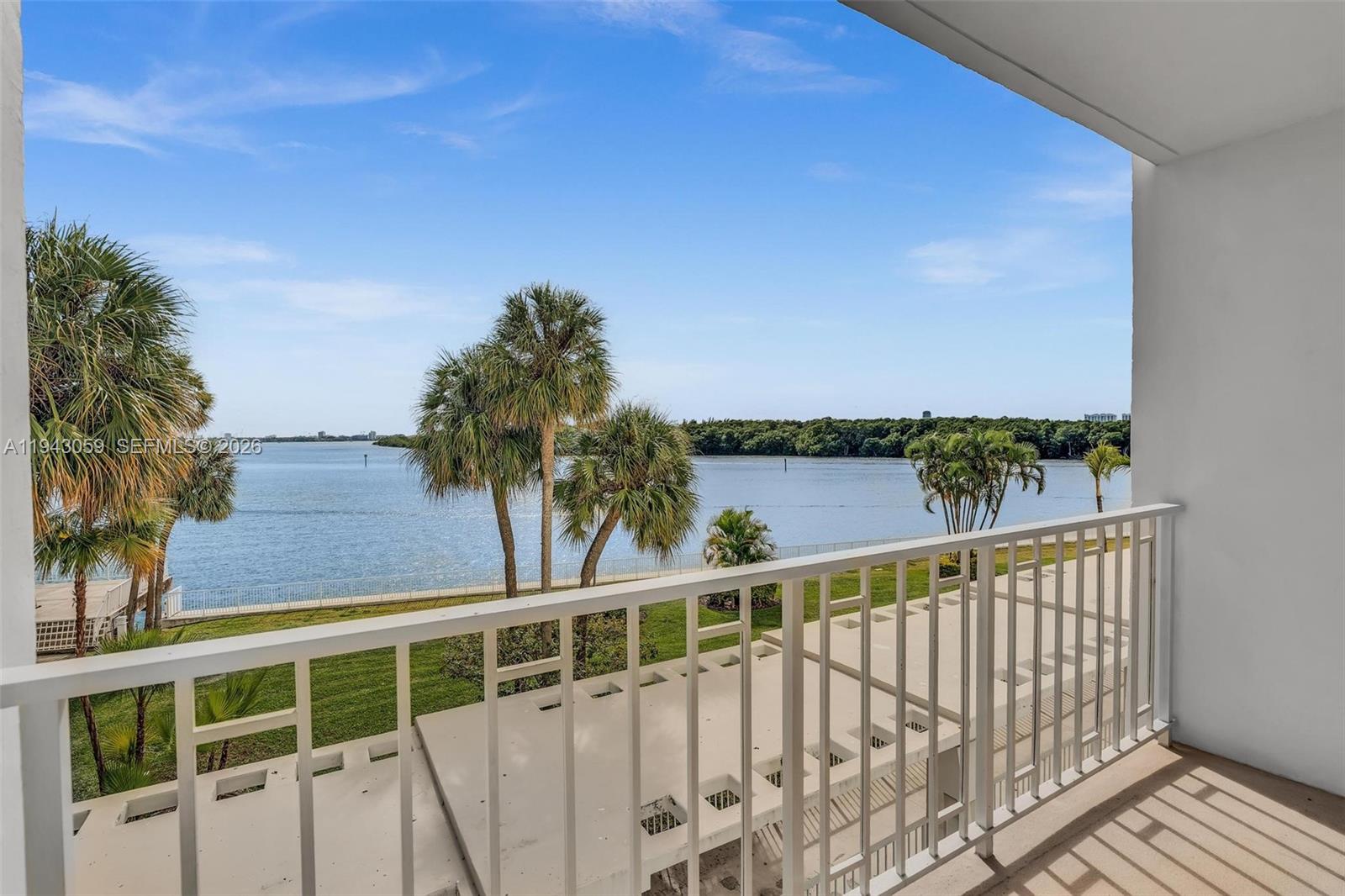 ARLEN HOUSE WEST CONDO - Residential