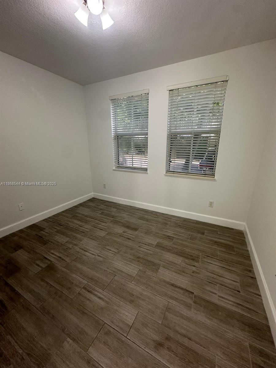 VILLAS AT NAUTICA ONE CON - Residential Lease