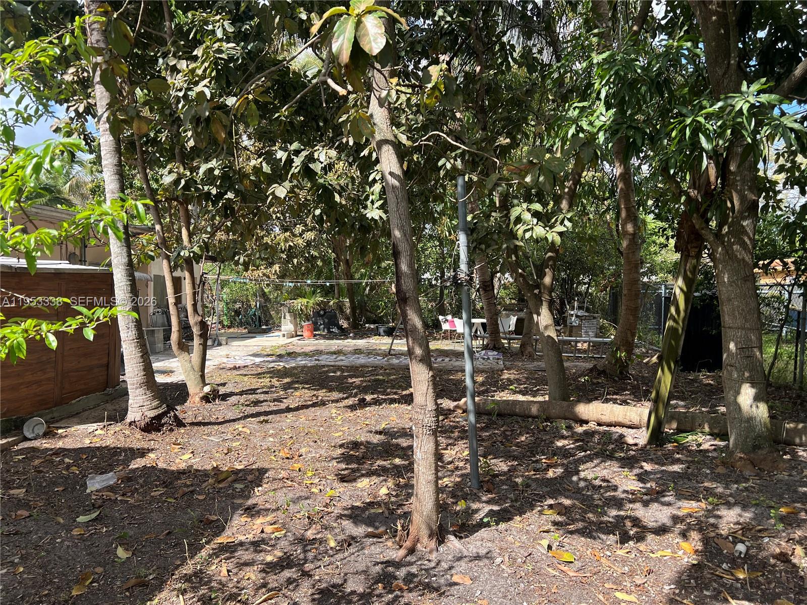 AVOCADO GROVE - Residential