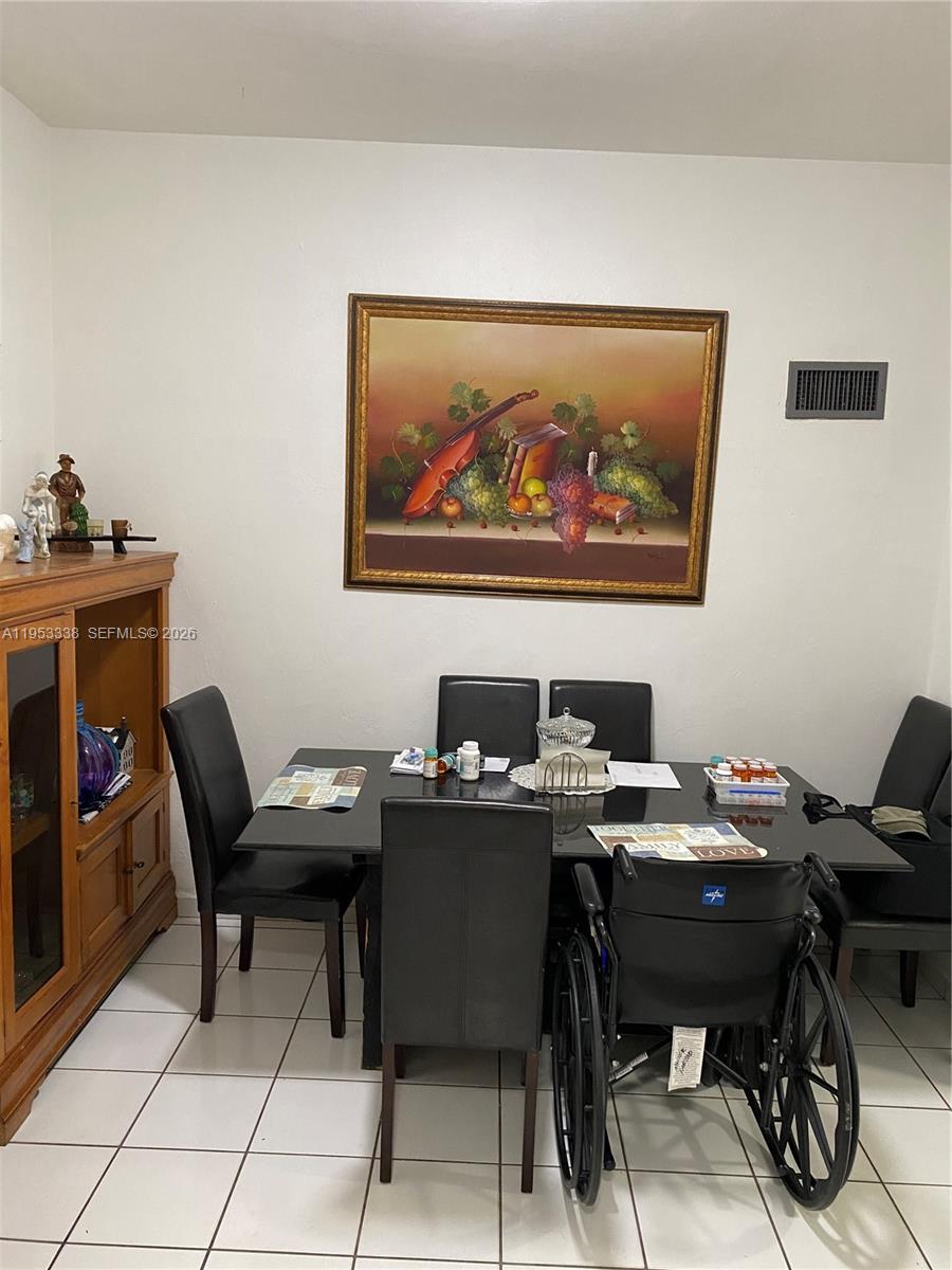 AVOCADO GROVE - Residential