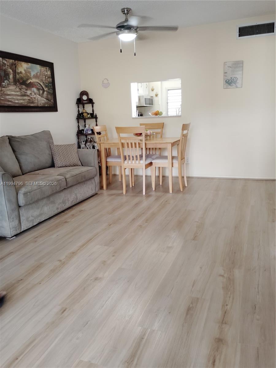 TOPAZ SOUTH CONDO - Residential