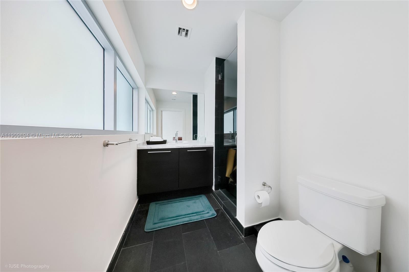 900 BISCAYNE BAY CONDO - Residential