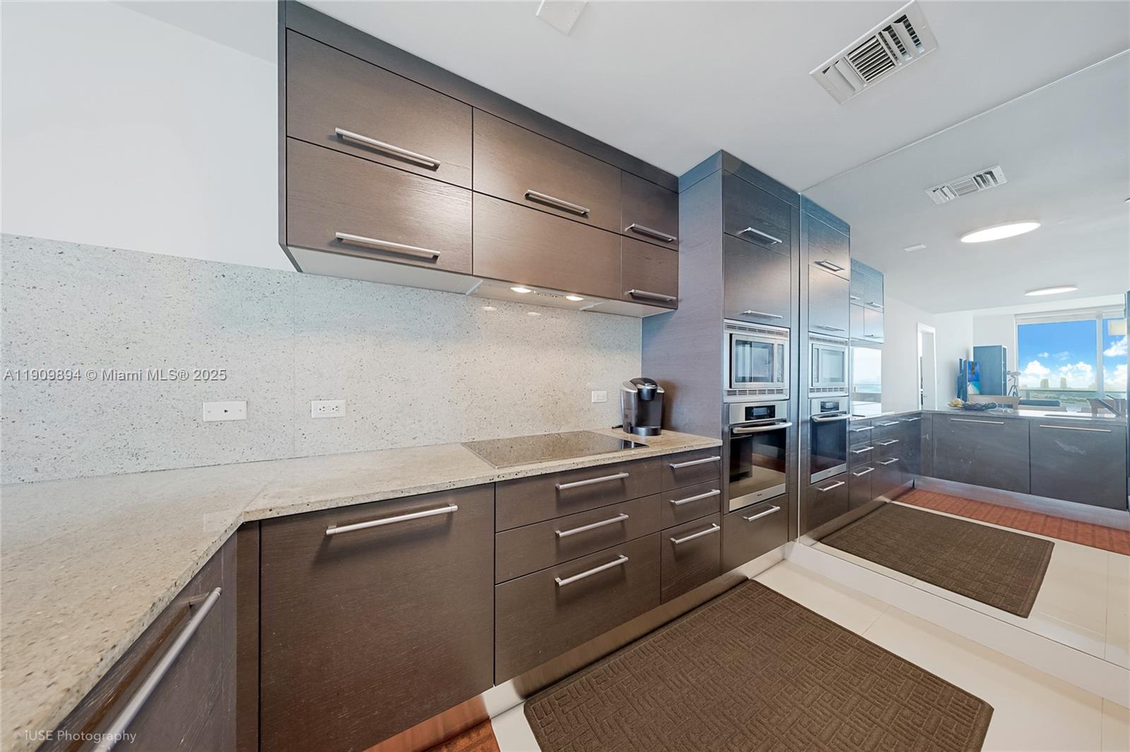 900 BISCAYNE BAY CONDO - Residential