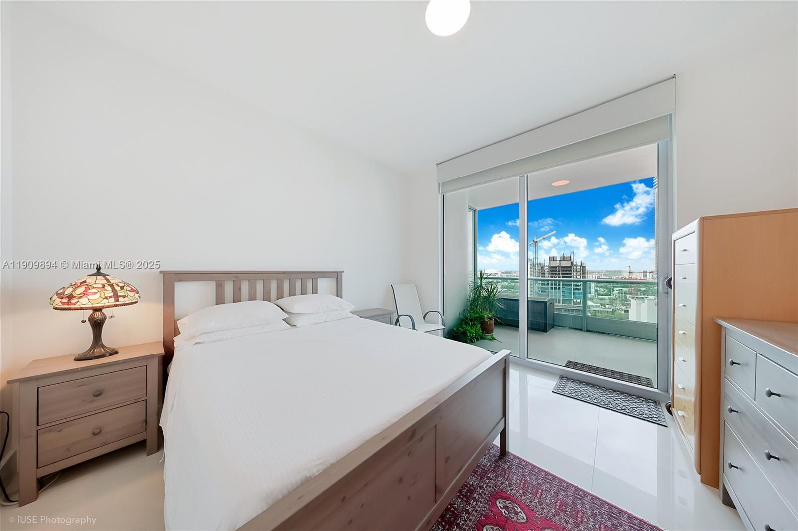 900 BISCAYNE BAY CONDO - Residential