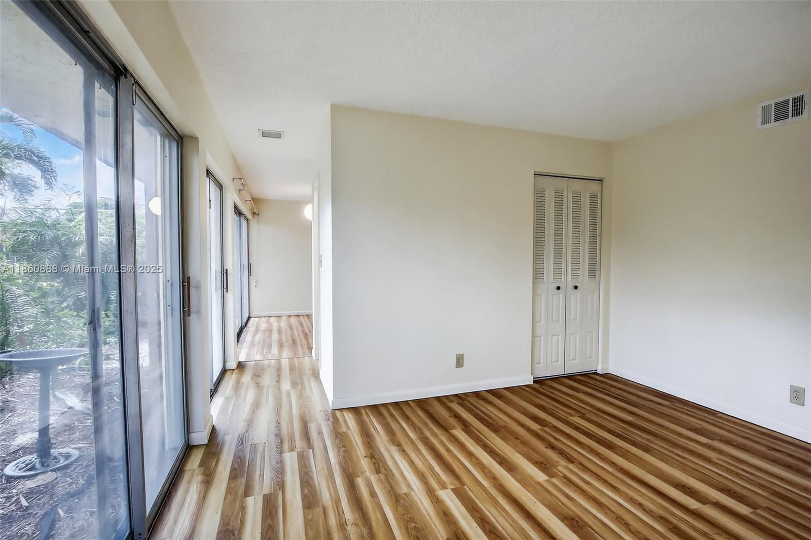 9331 NW 35th Mnr