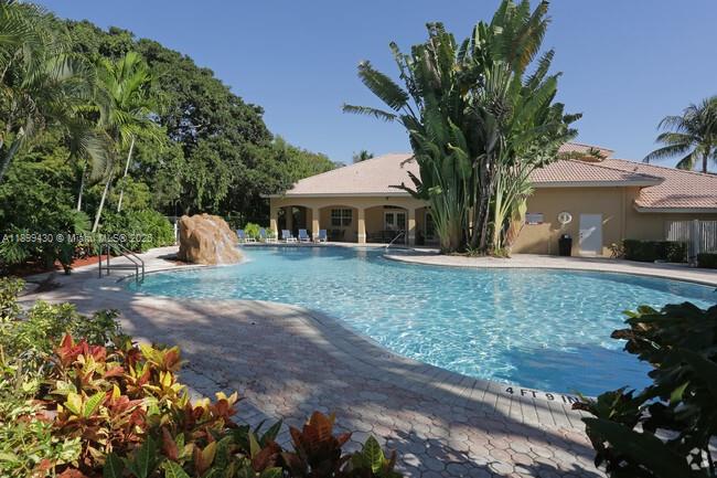 CLUB CARIBE CONDO - Residential Lease