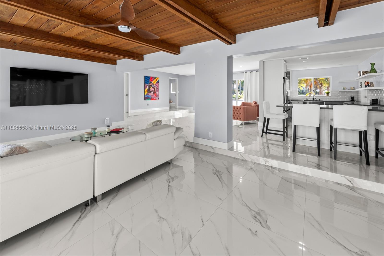 HOLLYWOOD LAKES SECTION - Residential