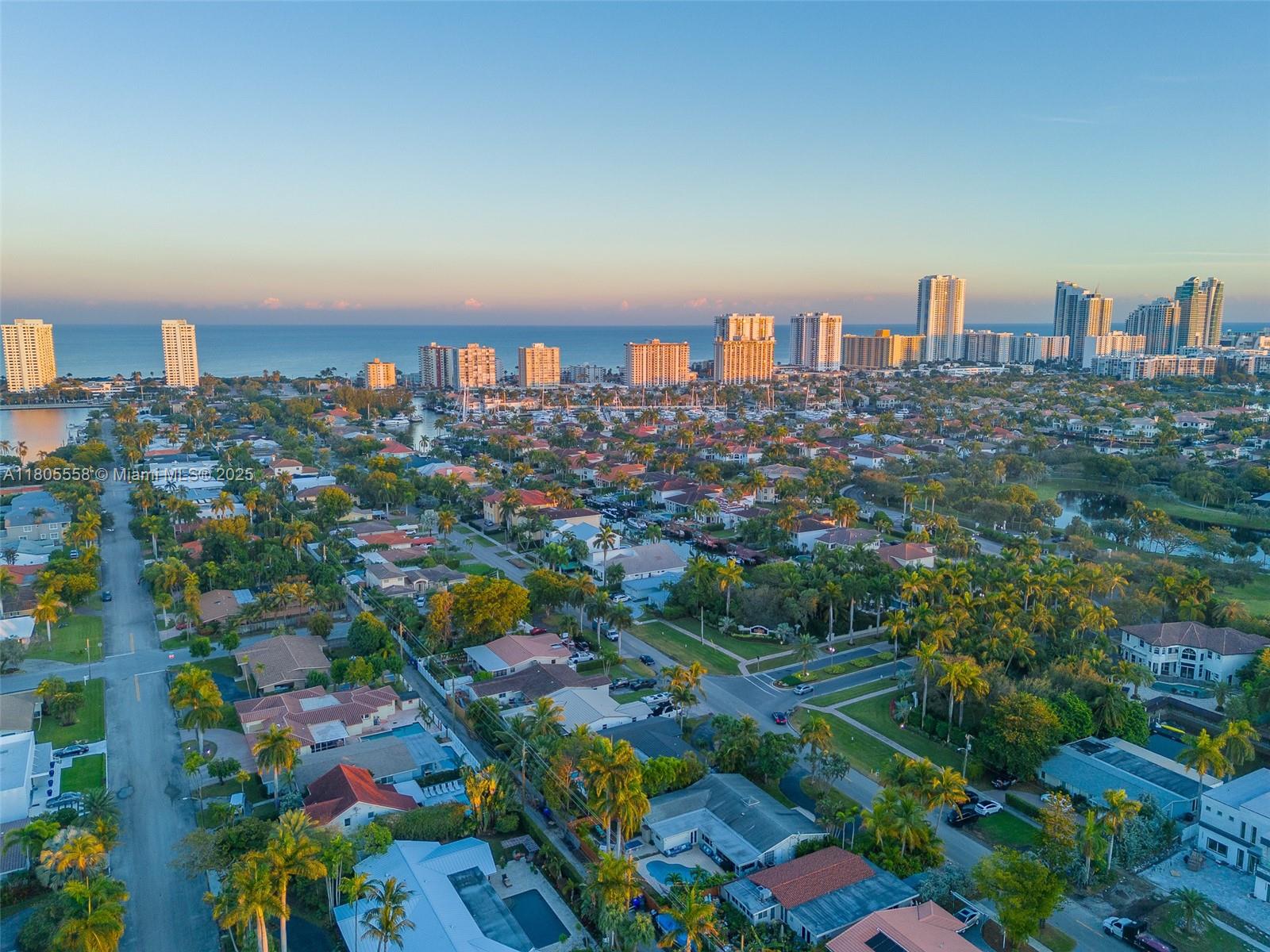 HOLLYWOOD LAKES SECTION - Residential