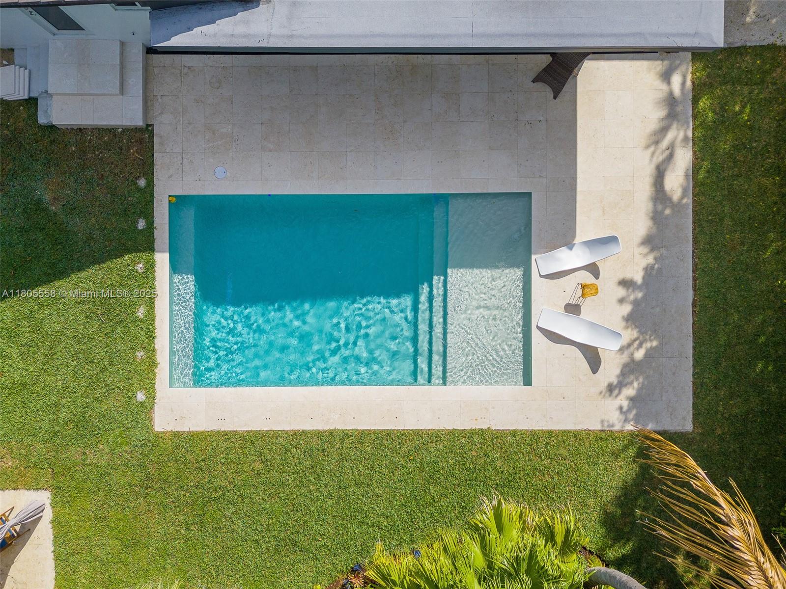 HOLLYWOOD LAKES SECTION - Residential