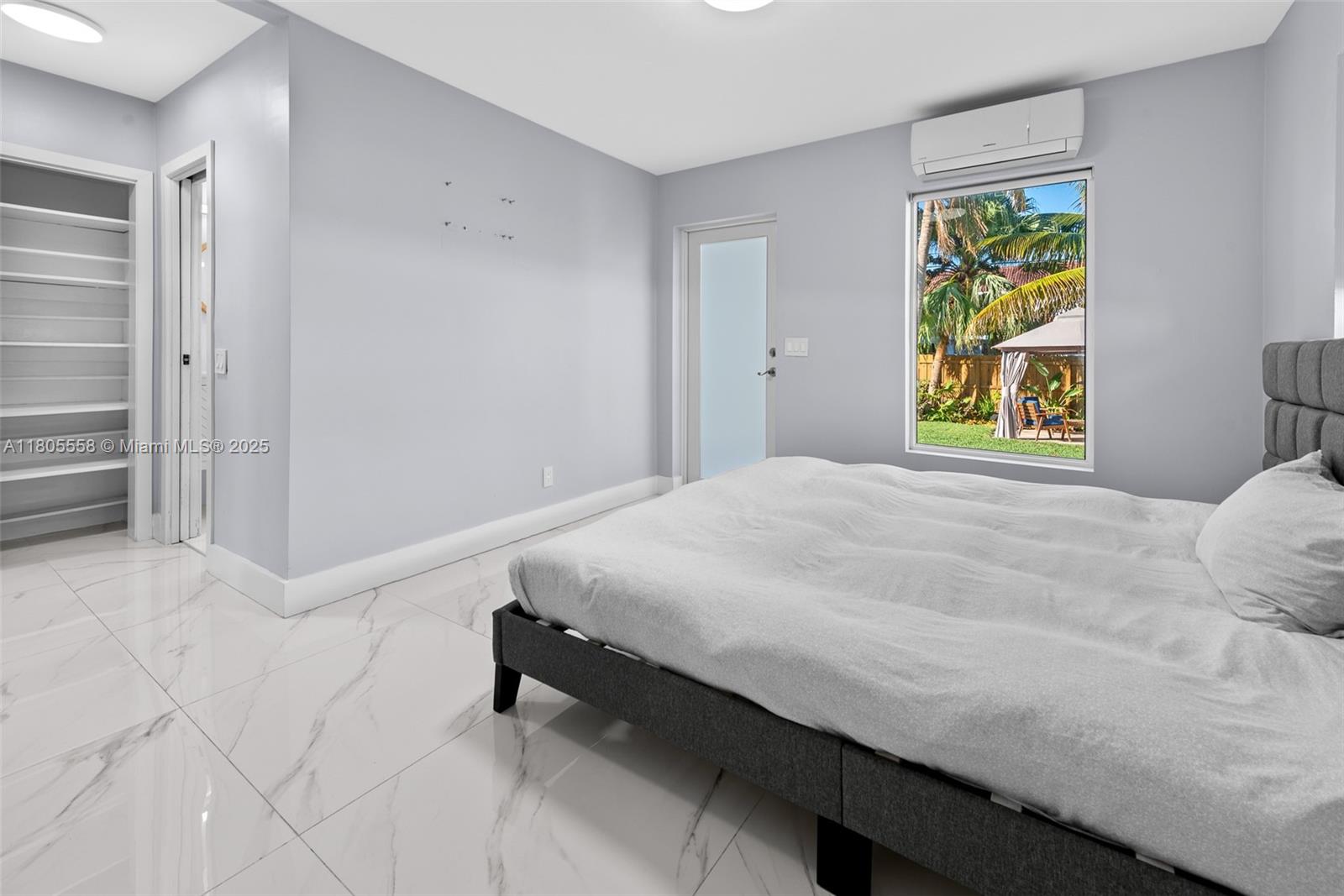 1025 Washington St, Hollywood, FL, 33019/$1,499,000 4 1025 Washington St