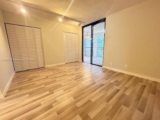 VILLA DORADA CONDO NO 2 - Residential