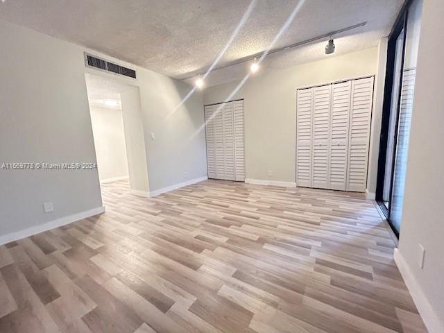 VILLA DORADA CONDO NO 2 - Residential