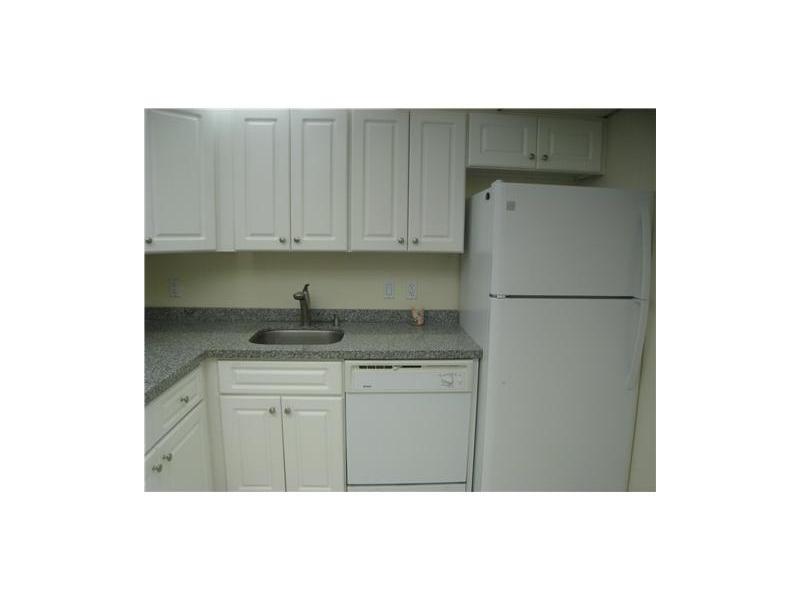 CORONADO CONDO - TOWER I - Residential Lease