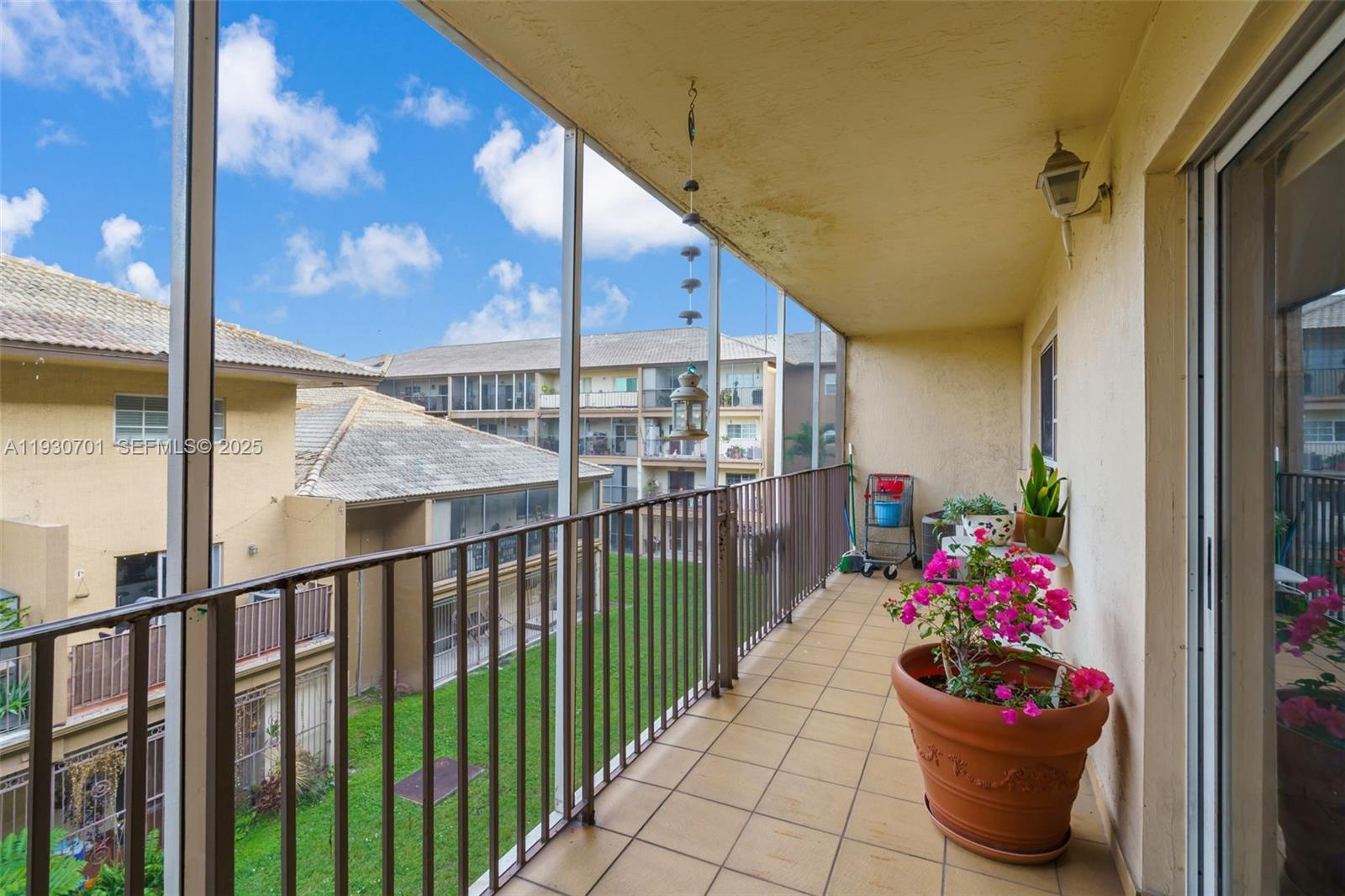GRAND VISTA CONDO - Residential