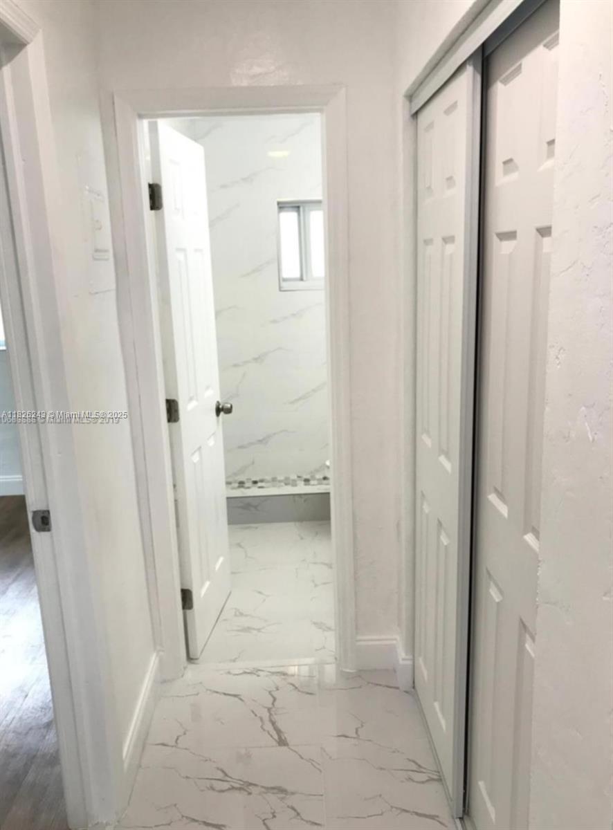 BROADVIEW COUNTRY CLUB - Residential