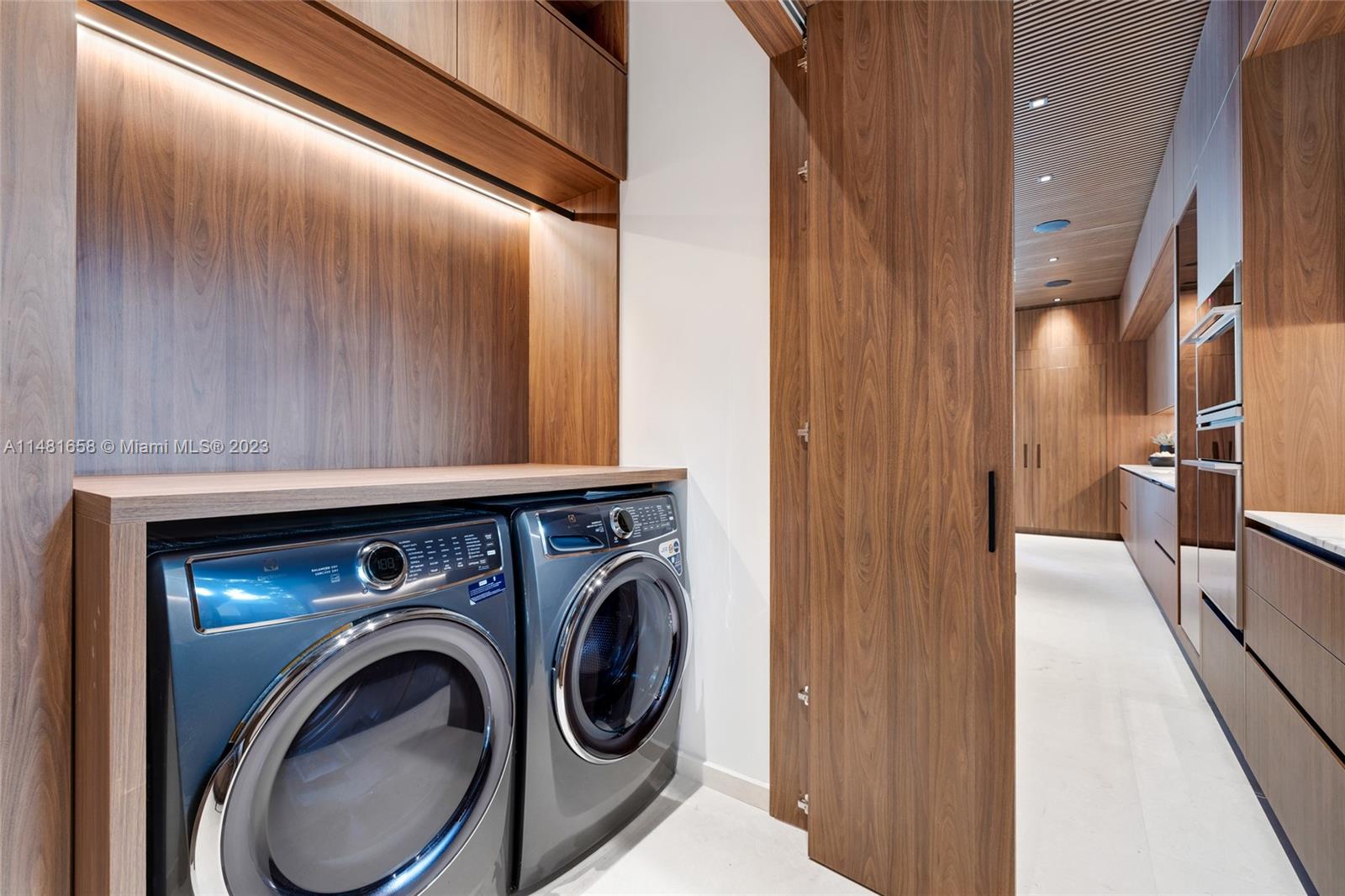 BAY HEIGHTS - Residential