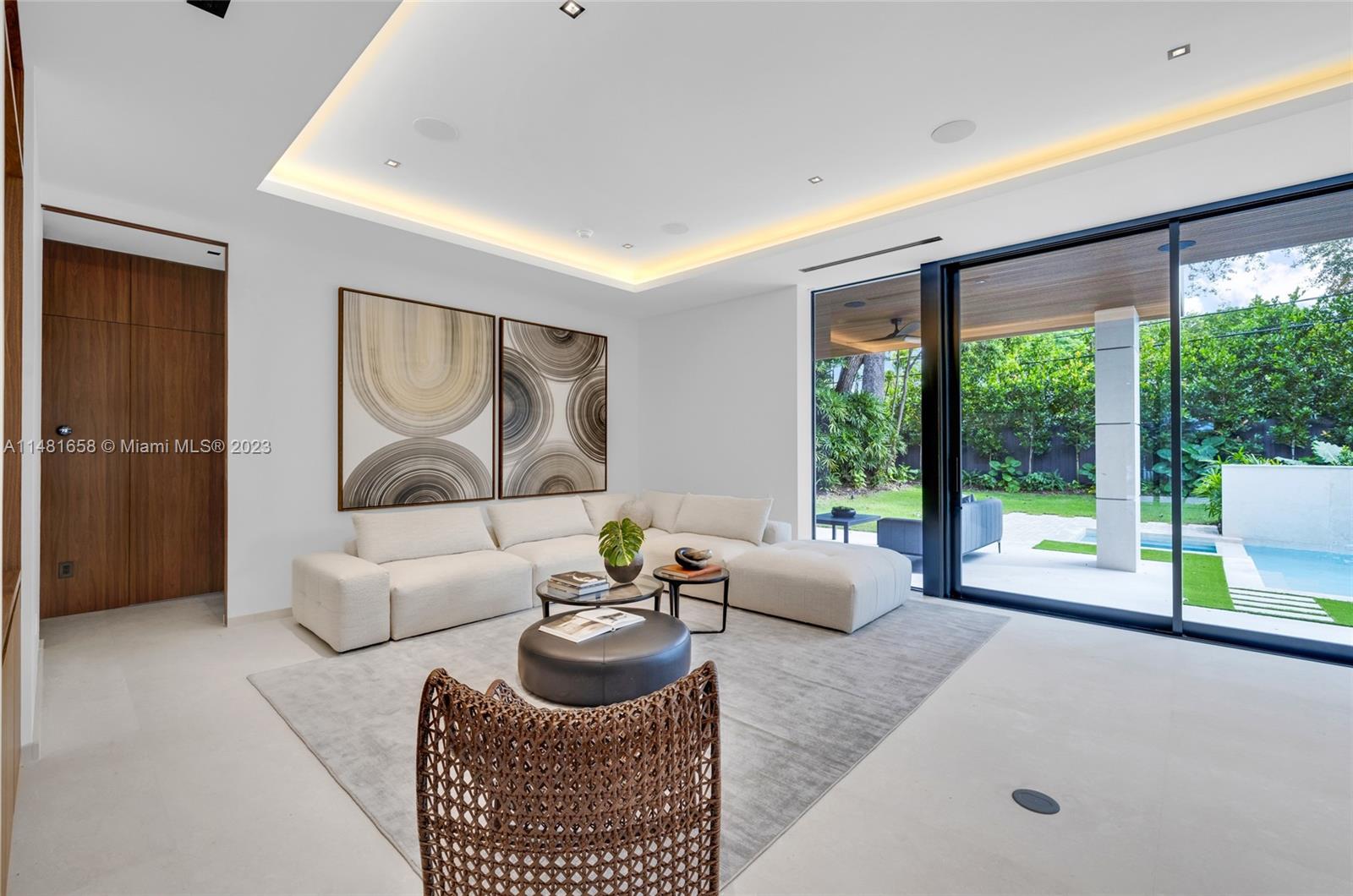 BAY HEIGHTS - Residential