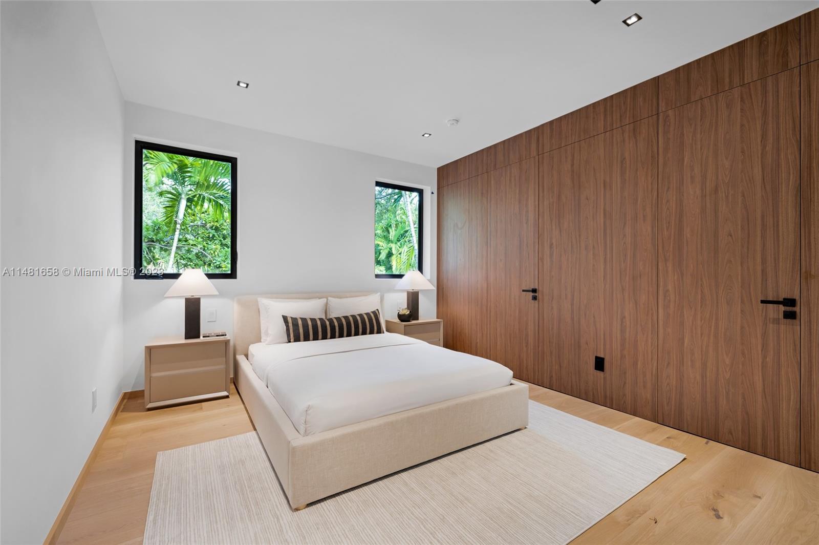 BAY HEIGHTS - Residential