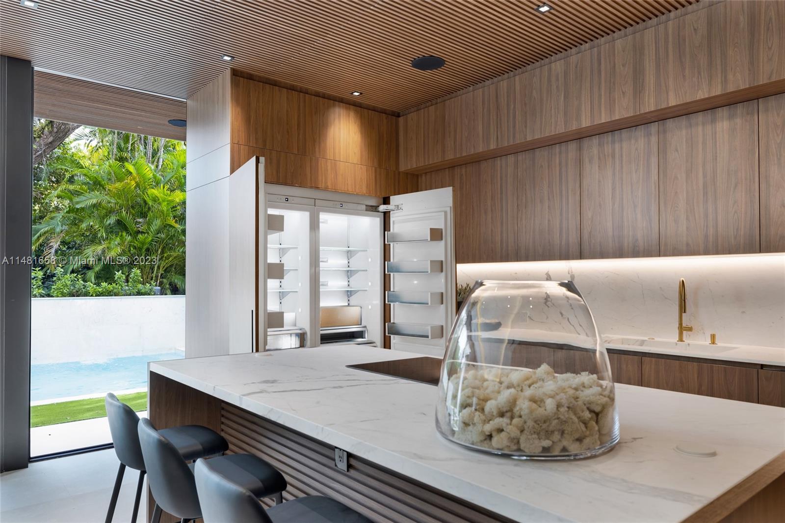 BAY HEIGHTS - Residential