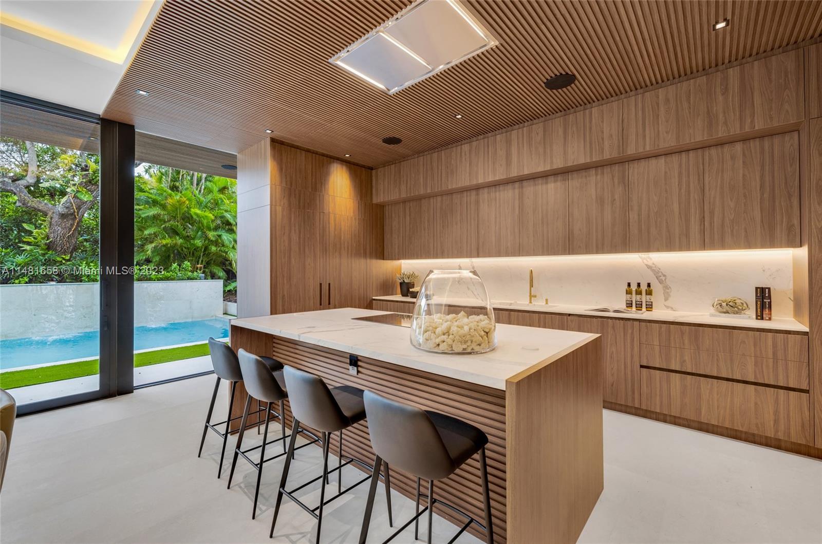 BAY HEIGHTS - Residential