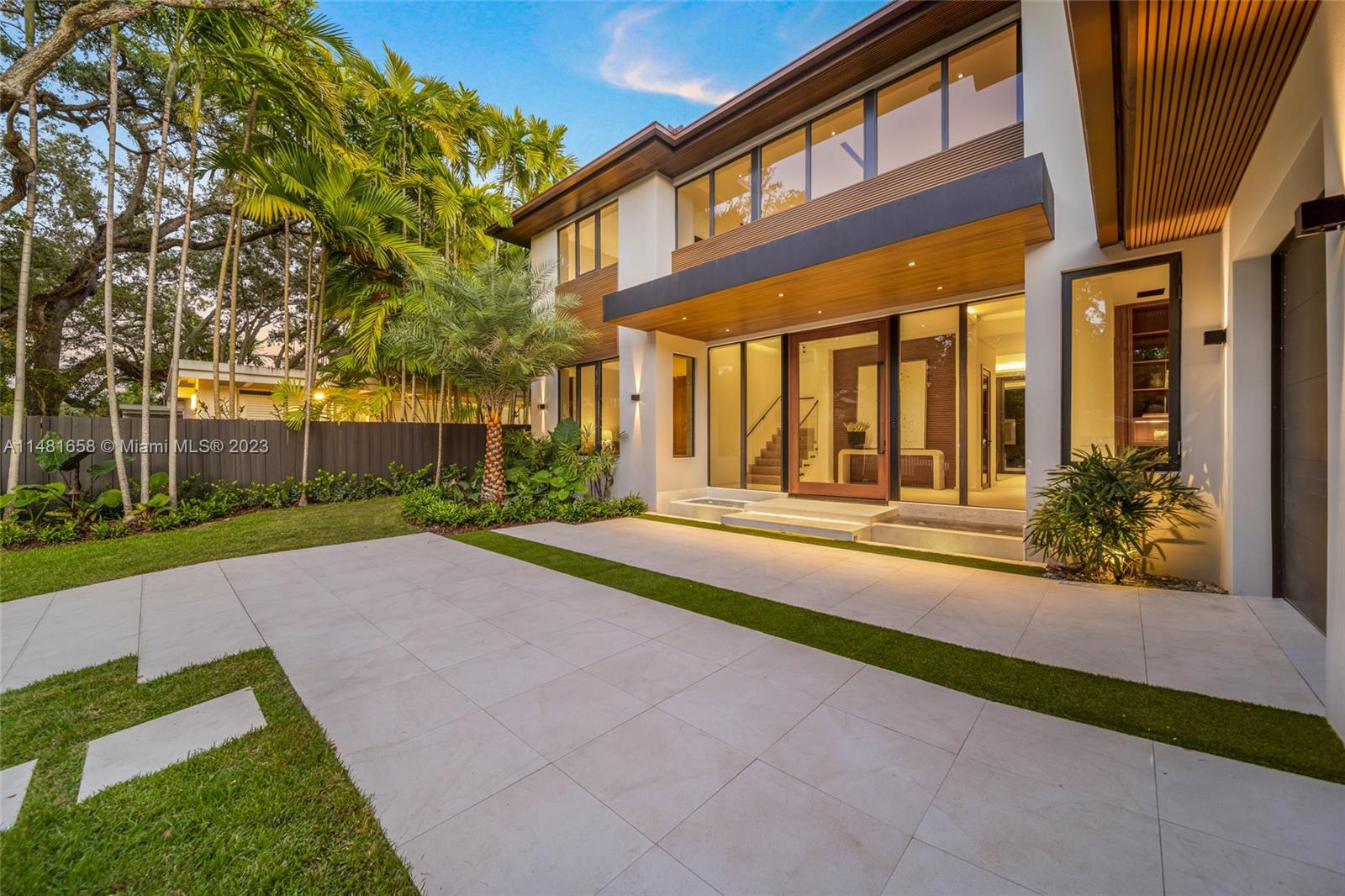 BAY HEIGHTS - Residential