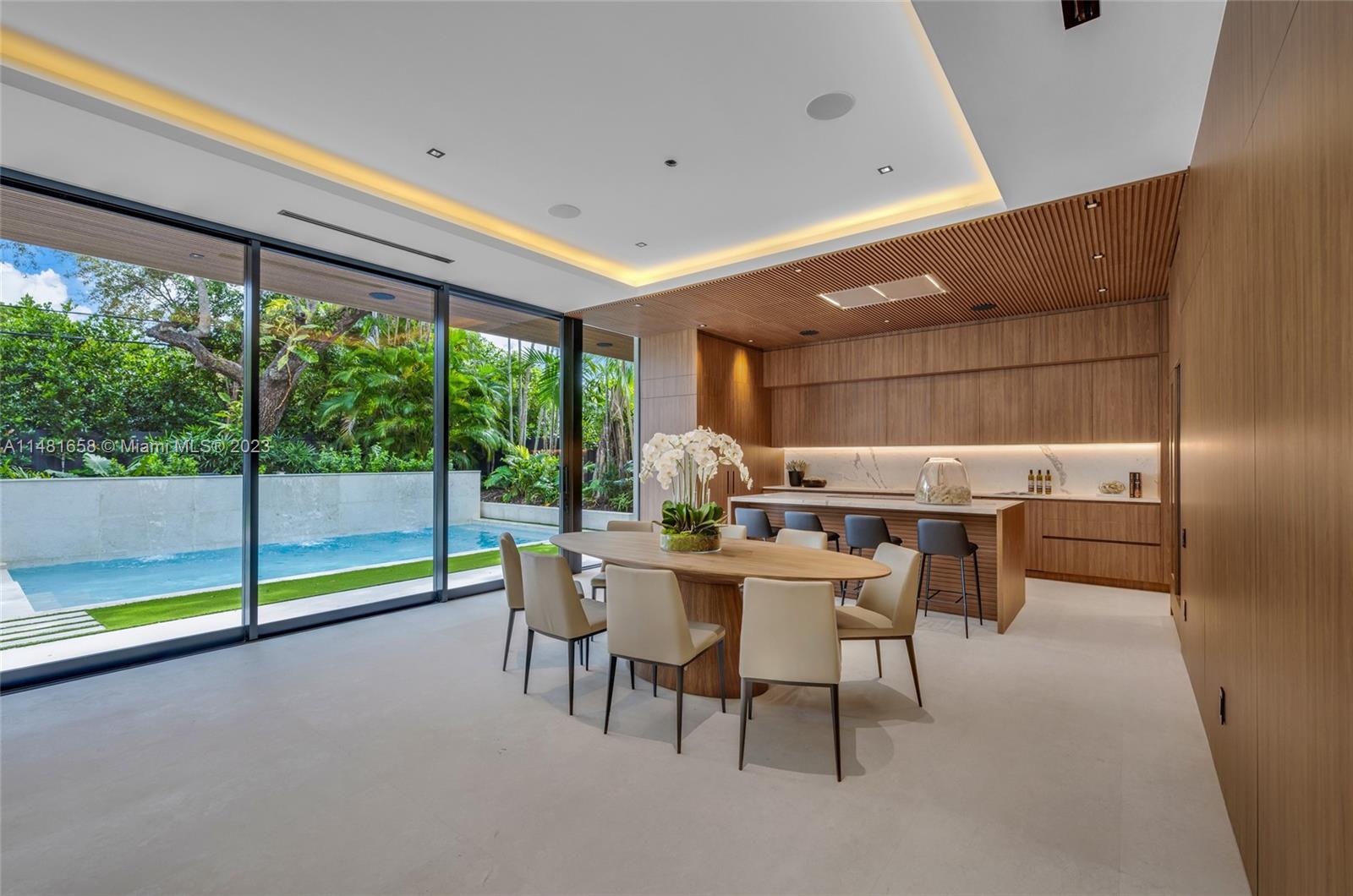 BAY HEIGHTS - Residential