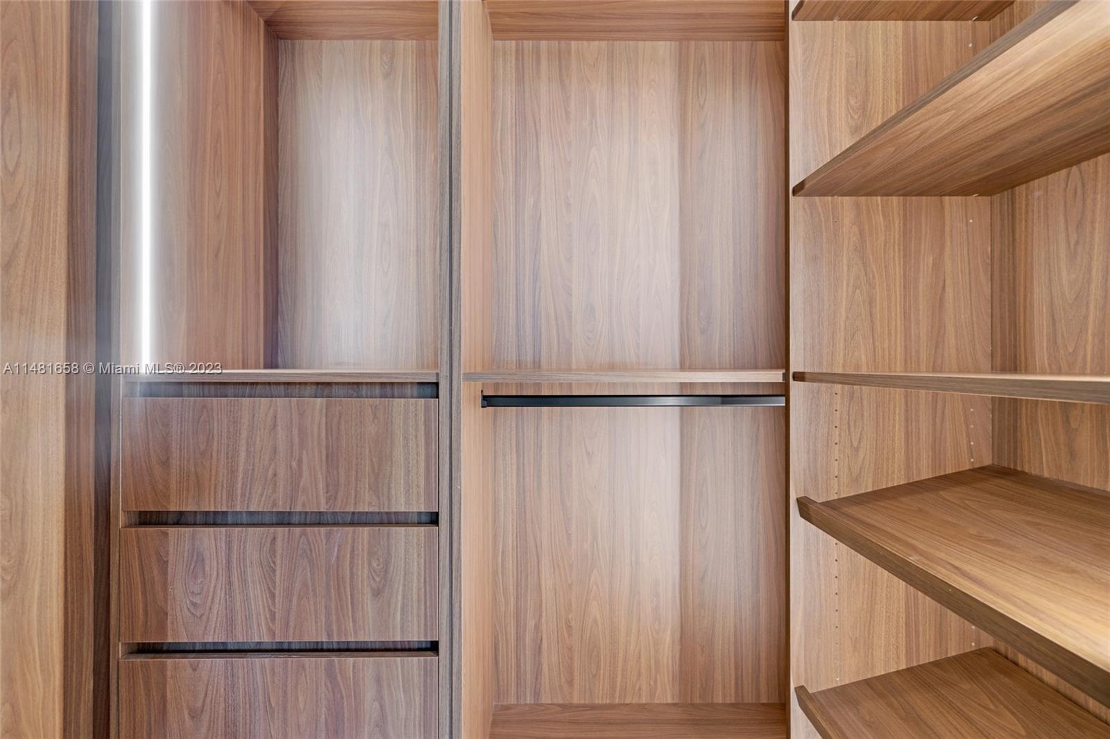 BAY HEIGHTS - Residential