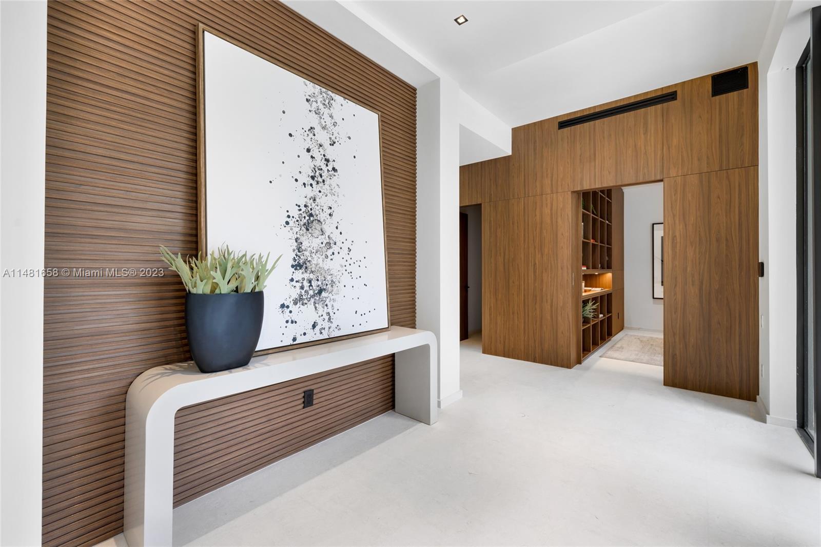 BAY HEIGHTS - Residential