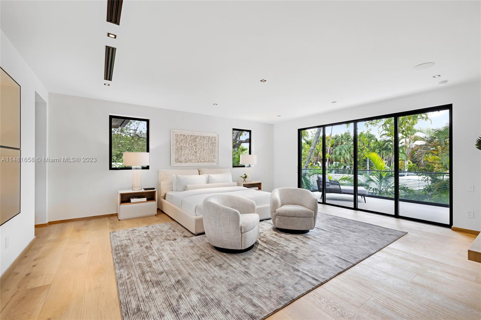 BAY HEIGHTS - Residential